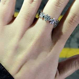Pandora Daisy ring